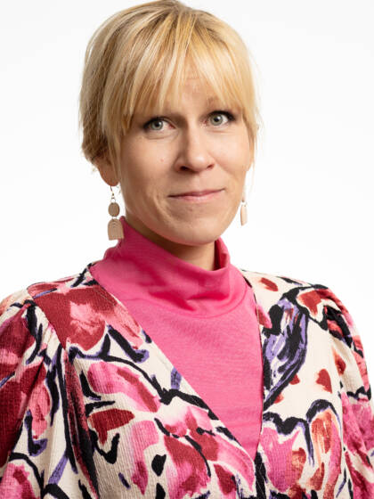 Mervi Vähätalo.